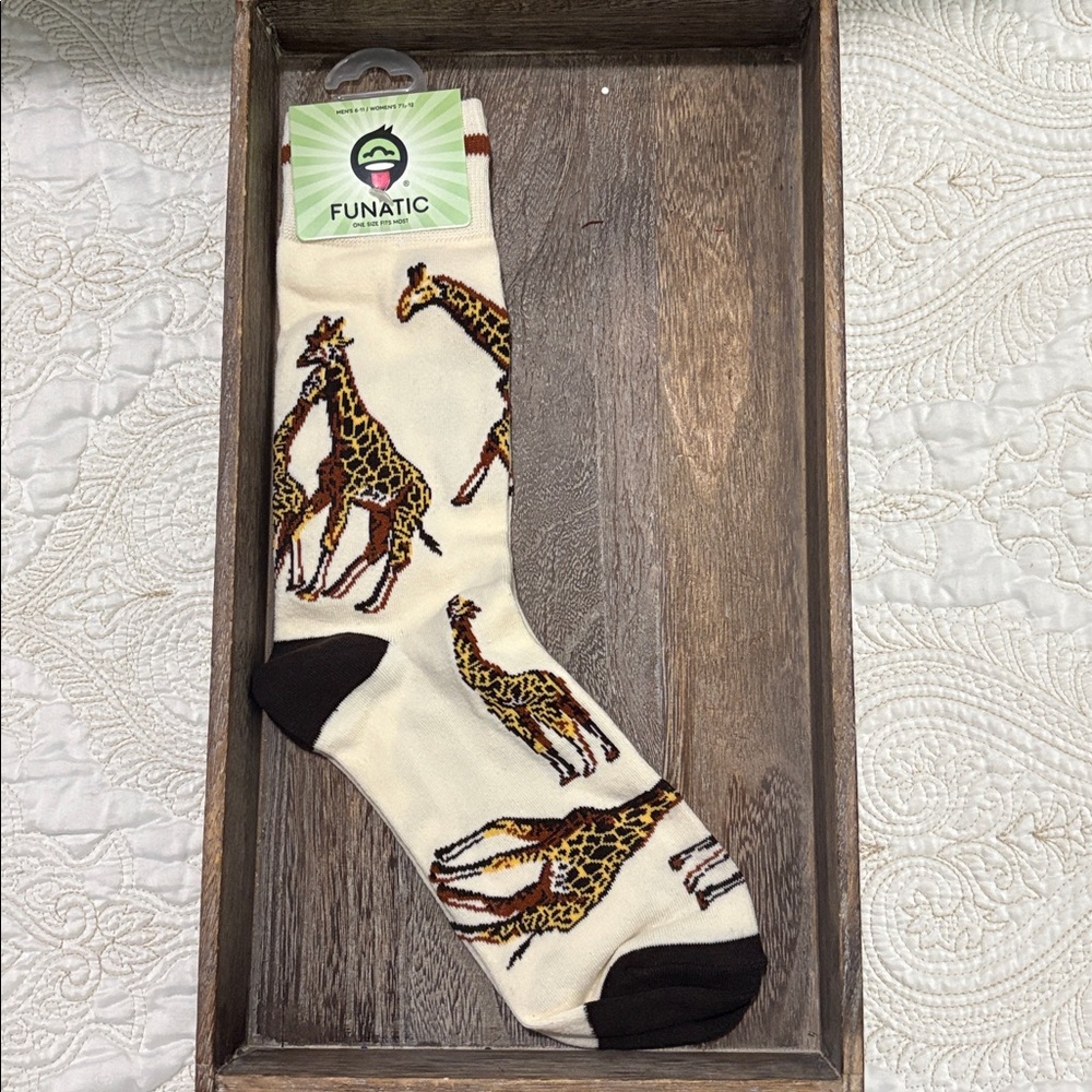 Giraffe Socks - Picture 1 of 4